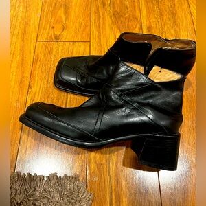 Dick Boon, Vintage, square ankle booties. Made in Brazil. Size 38.5 (8.5).